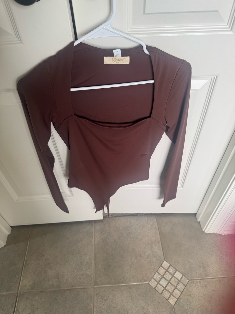 Square Neck Long-Sleeve Bodysuit in Chocolate Brown